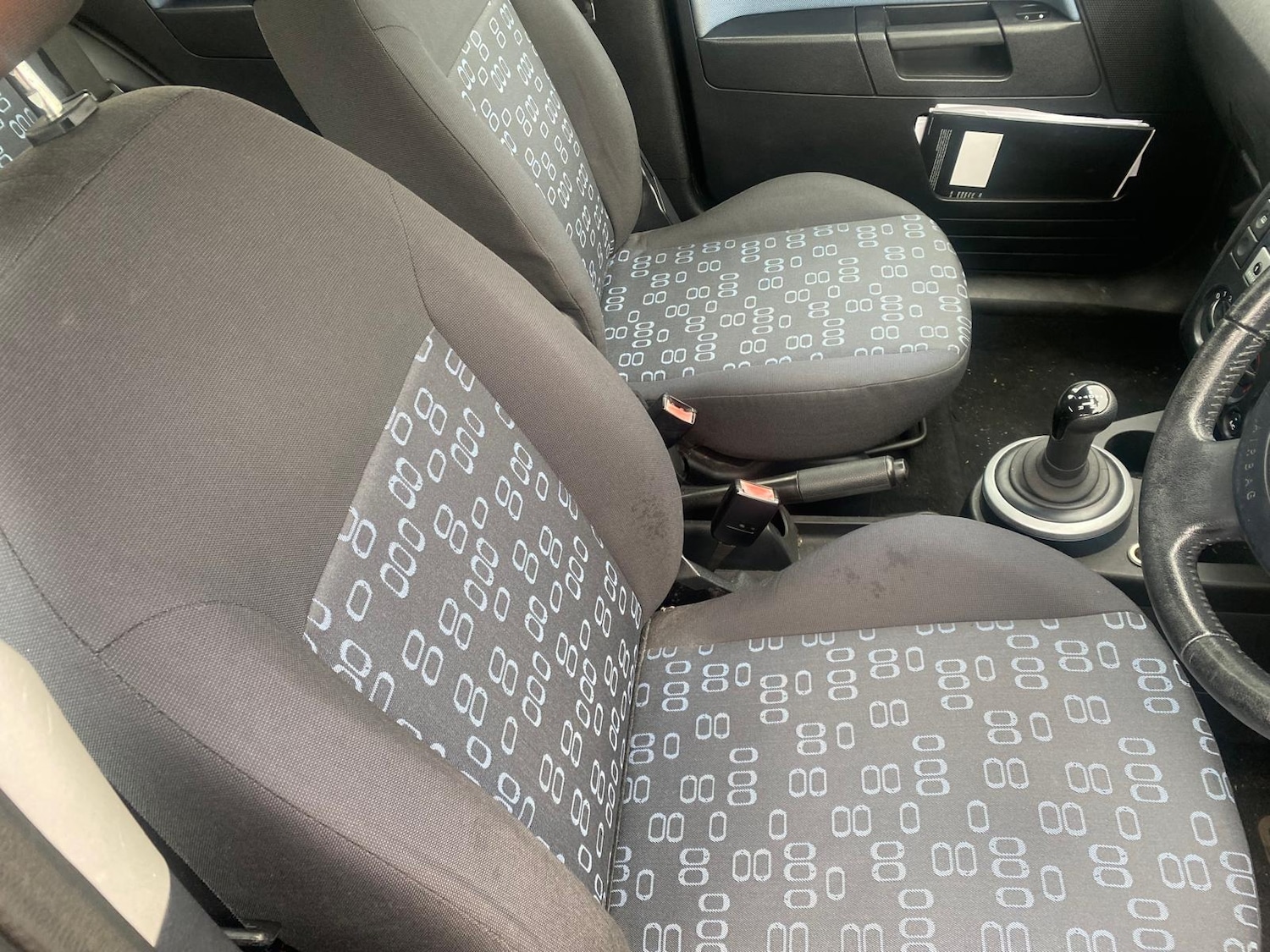 Used Ford Fusion 2004 for sale - 76317251: Photo 8