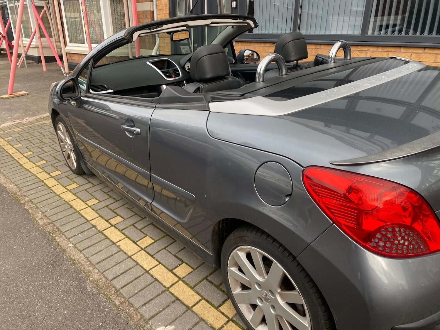 Used Peugeot 207 2009 for sale - 76238516: Photo 4