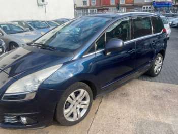 Used Peugeot 5008 2010 for sale - 75371672: Photo