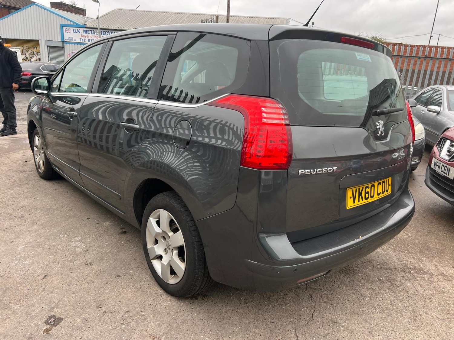 Used Peugeot 5008 2010 for sale - 76256982: Photo 5