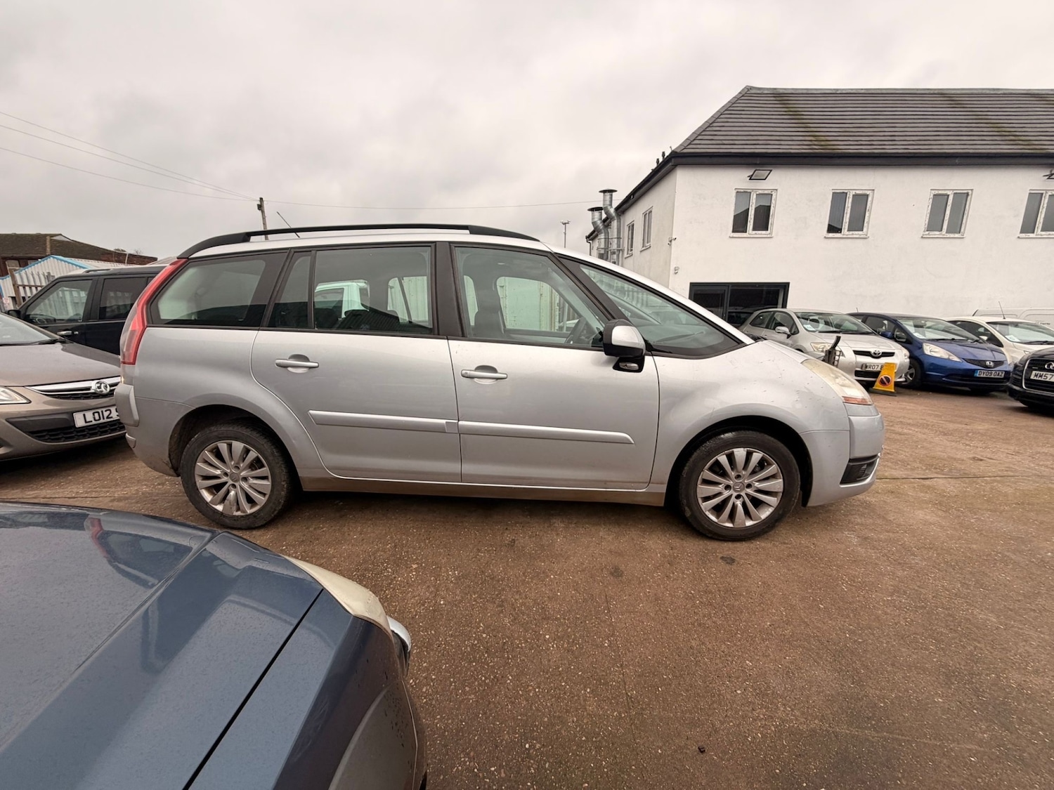 Used Citroen Grand C4 Picasso 2009 for sale - 77609642: Photo 4