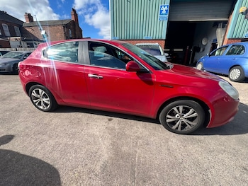 Used Alfa Romeo Giulietta 2011 for sale - 76114667: Photo 4