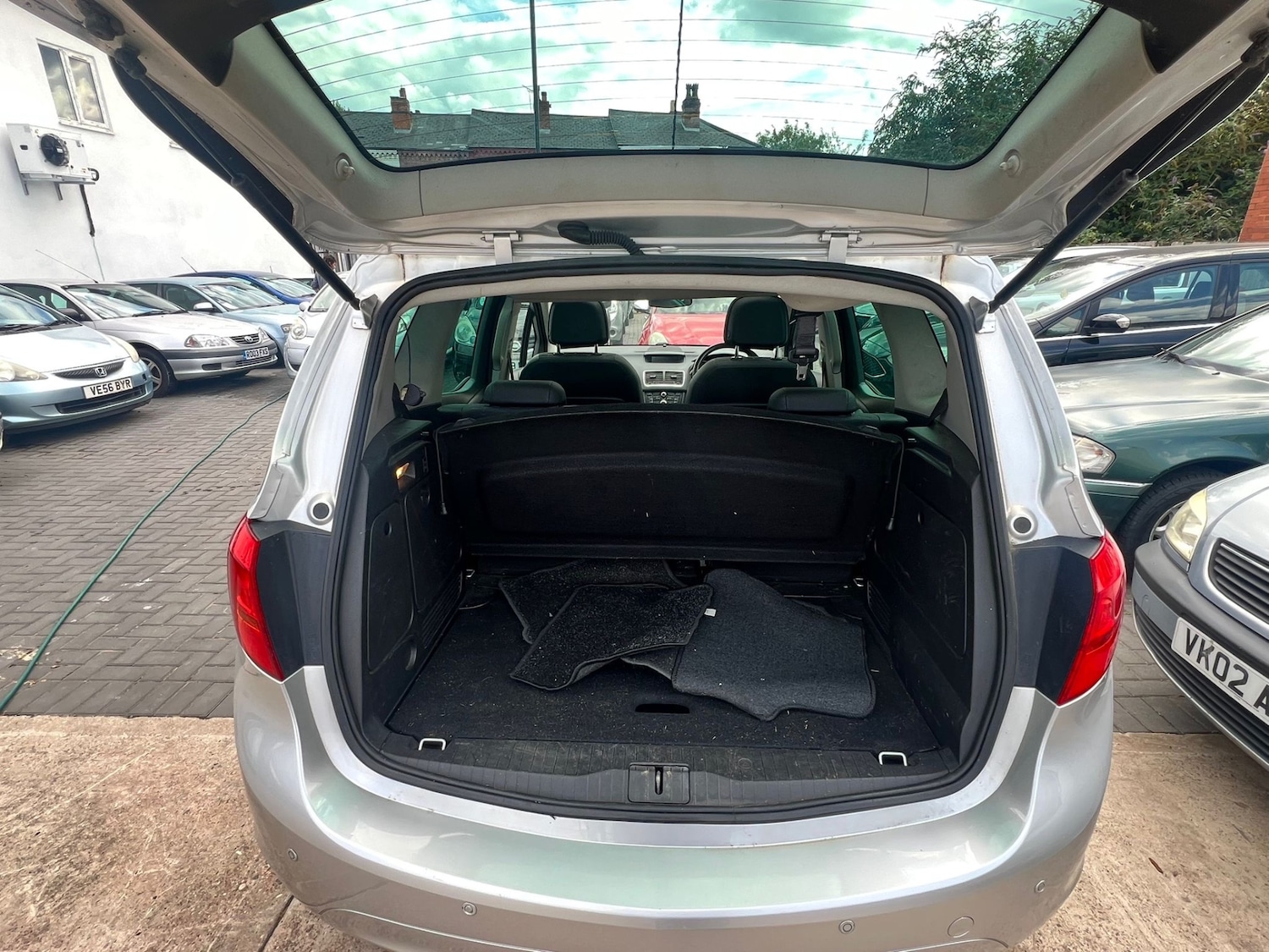 Vehicle 8