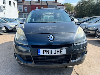 Used Renault Scenic 2011 for sale - 75491402: Photo