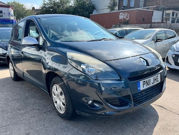 Used Renault Scenic 2011 for sale - 75491402: Photo