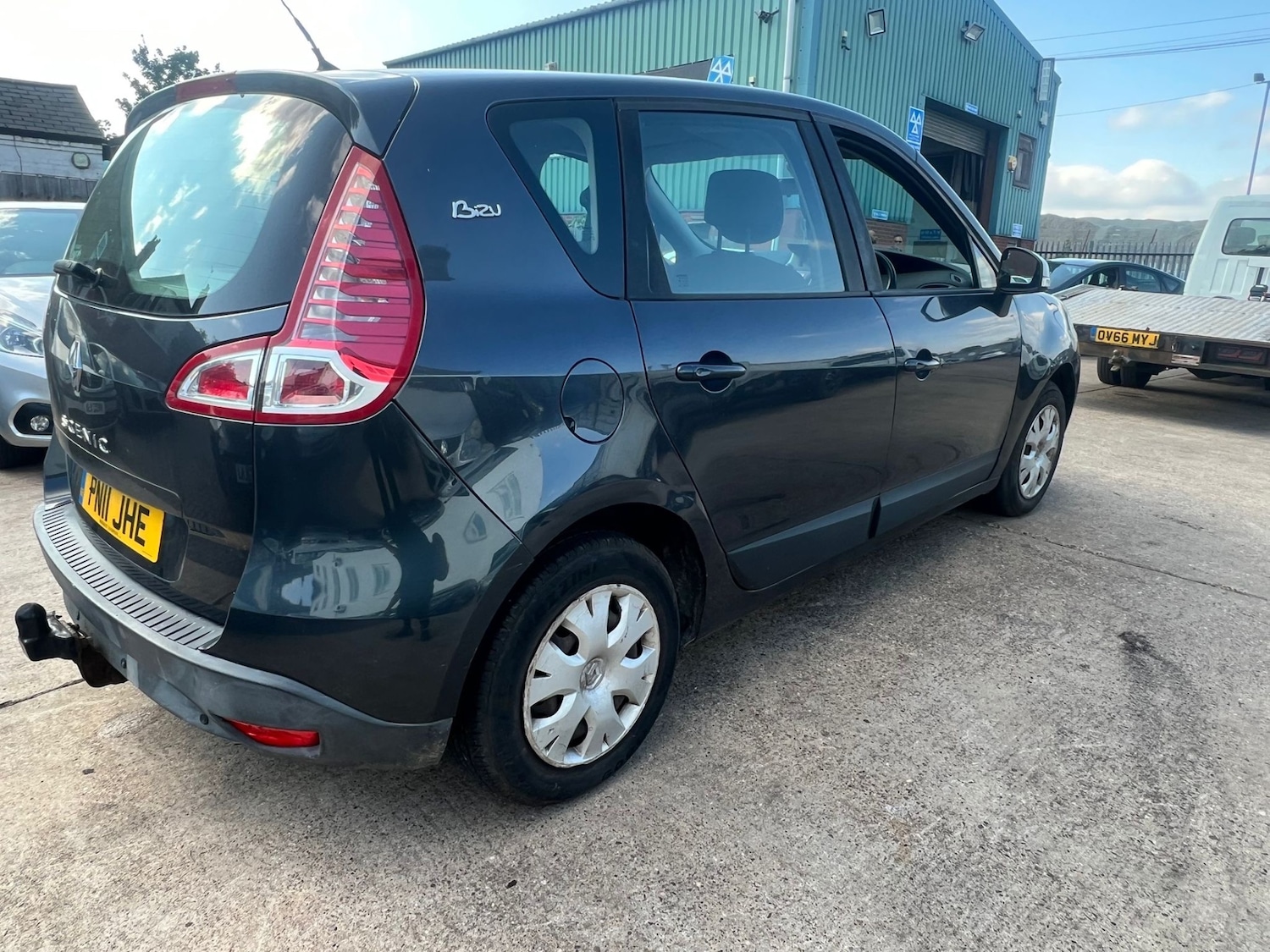 Vehicle 5
