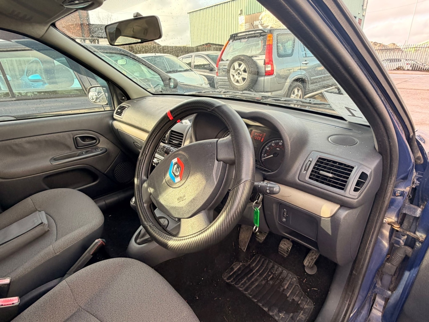 Used Renault Clio 2005 for sale - 77395629: Photo 12