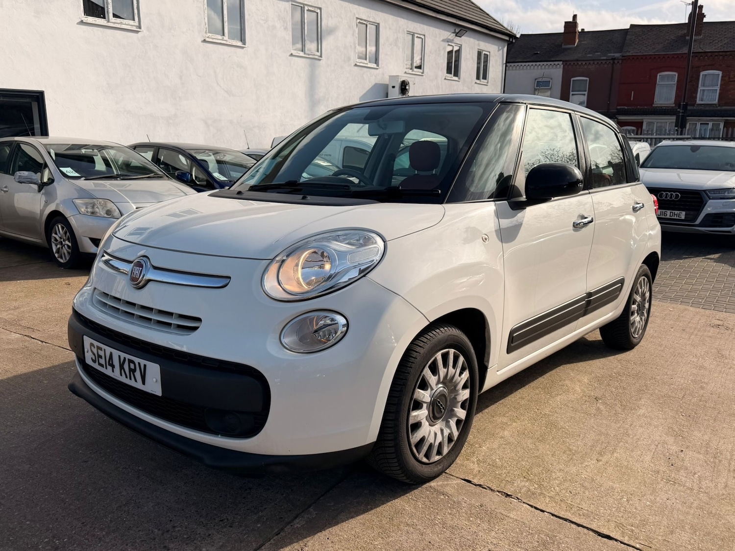 Used Fiat 500L 2014 for sale - 77669494: Photo 3
