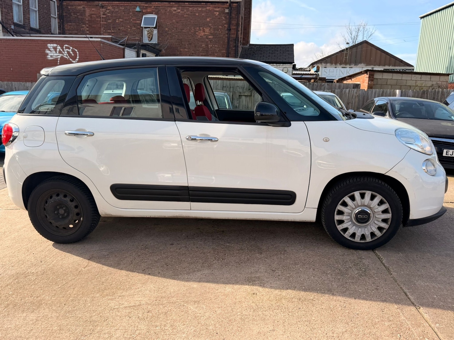 Used Fiat 500L 2014 for sale - 77669494: Photo 8
