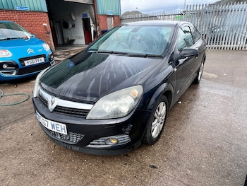 Vauxhall - Astra