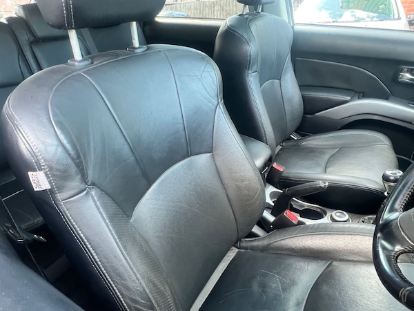 Used Mitsubishi Outlander 2009 for sale - 75732160: Photo 10