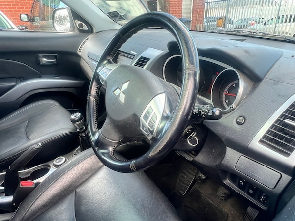 Used Mitsubishi Outlander 2009 for sale - 75732160: Photo 5