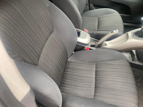 Used Toyota Auris 2007 for sale - 75644460: Photo 8