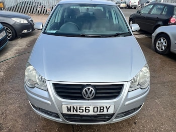 Used Volkswagen Polo 2006 for sale - 76023073: Photo