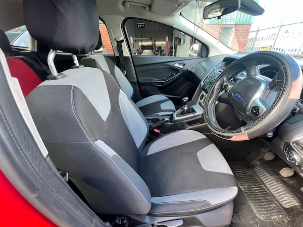 Used Ford Focus 2014 for sale - 76127524: Photo 10