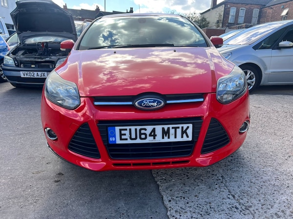 Used Ford Focus 2014 for sale - 76127524: Photo 2