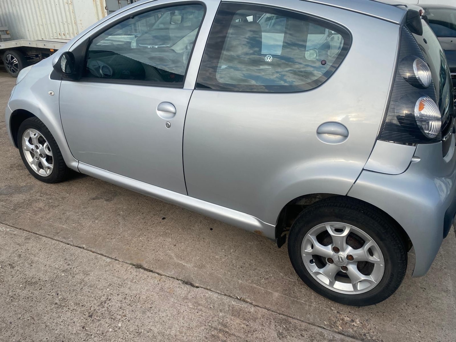 Vehicle 5