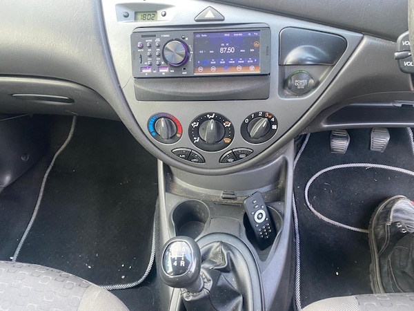 Used Ford Focus 2002 for sale - 75216316: Photo 10