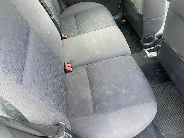 Used Ford Focus 2002 for sale - 75216316: Photo 7