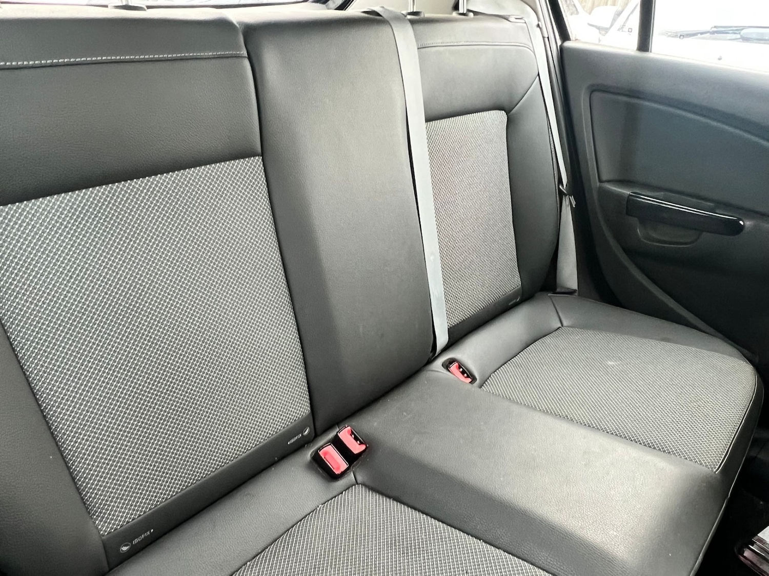 Used Vauxhall Corsa 2010 for sale - 77584670: Photo 8