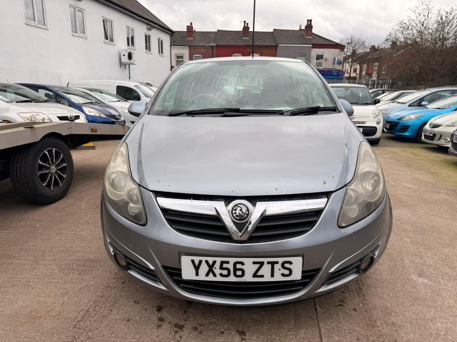 Used Vauxhall Corsa 2006 for sale - 77681325: Photo 2