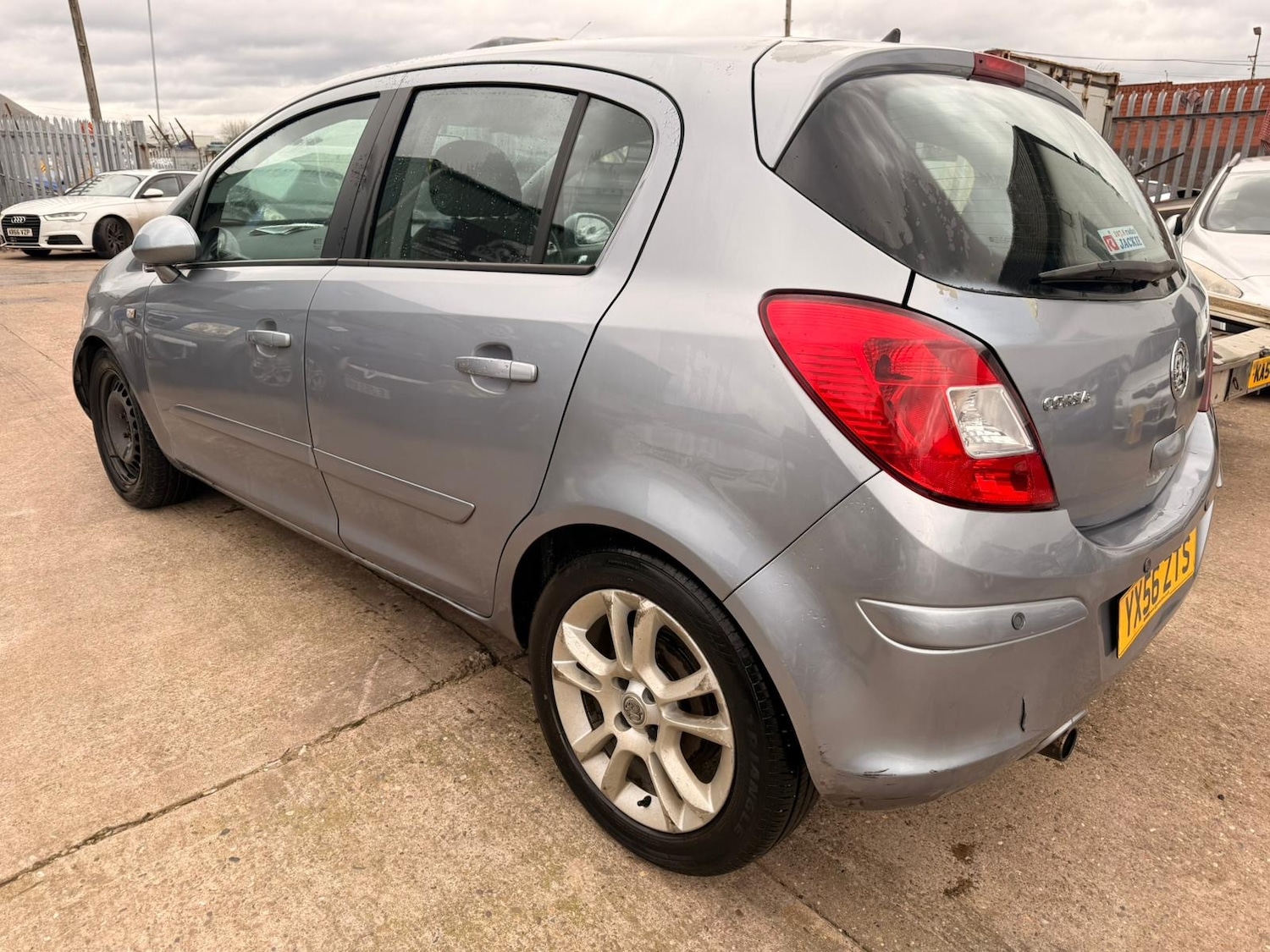 Used Vauxhall Corsa 2006 for sale - 77681325: Photo 7