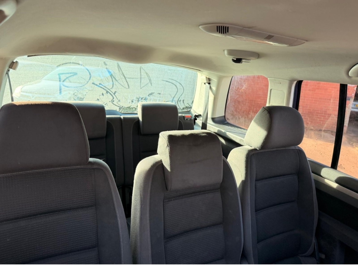 Used Volkswagen Touran 2010 for sale - 76932353: Photo 12