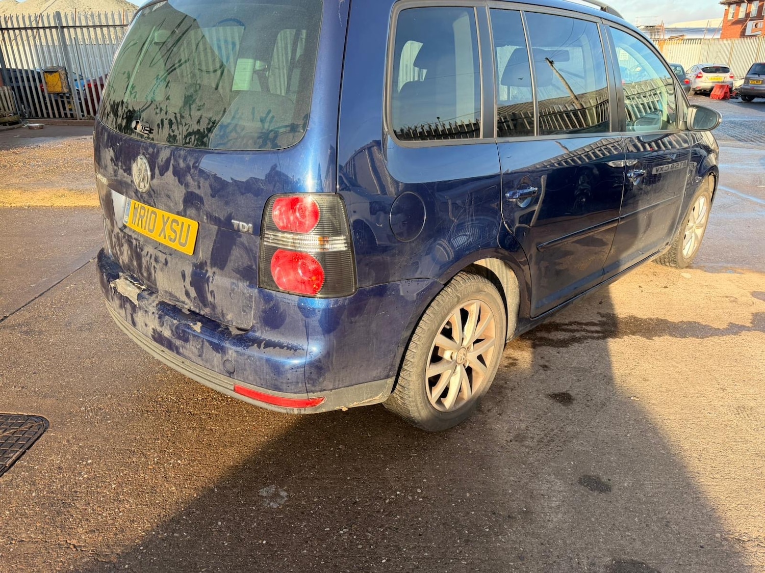 Used Volkswagen Touran 2010 for sale - 76932353: Photo 7