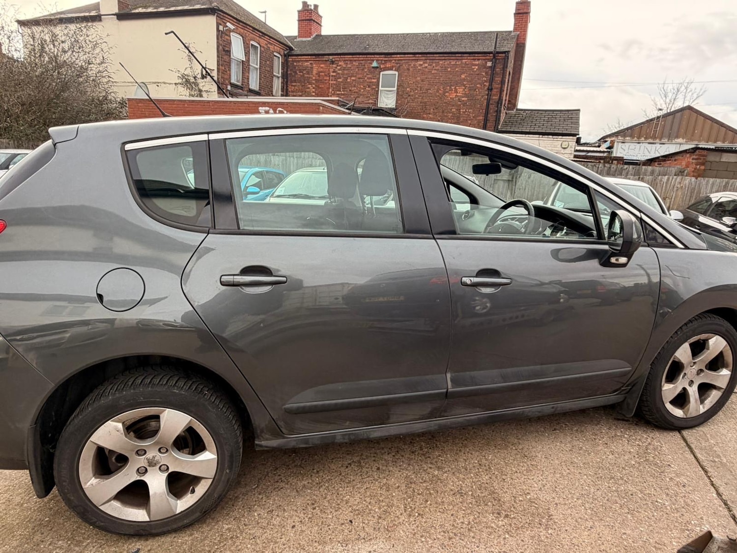 Used Peugeot 3008 2011 for sale - 77634054: Photo 8