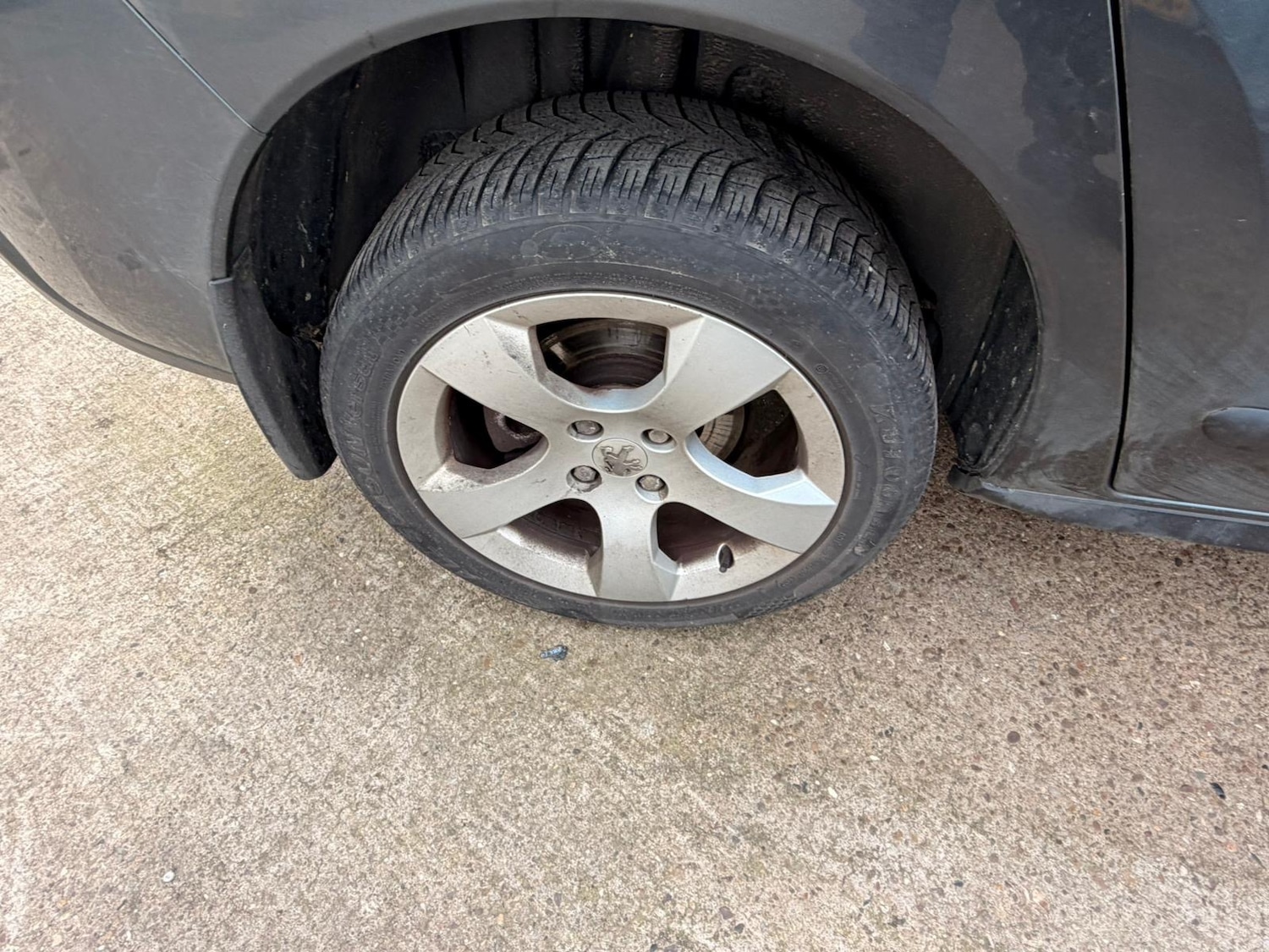 Used Peugeot 3008 2011 for sale - 77634054: Photo 9