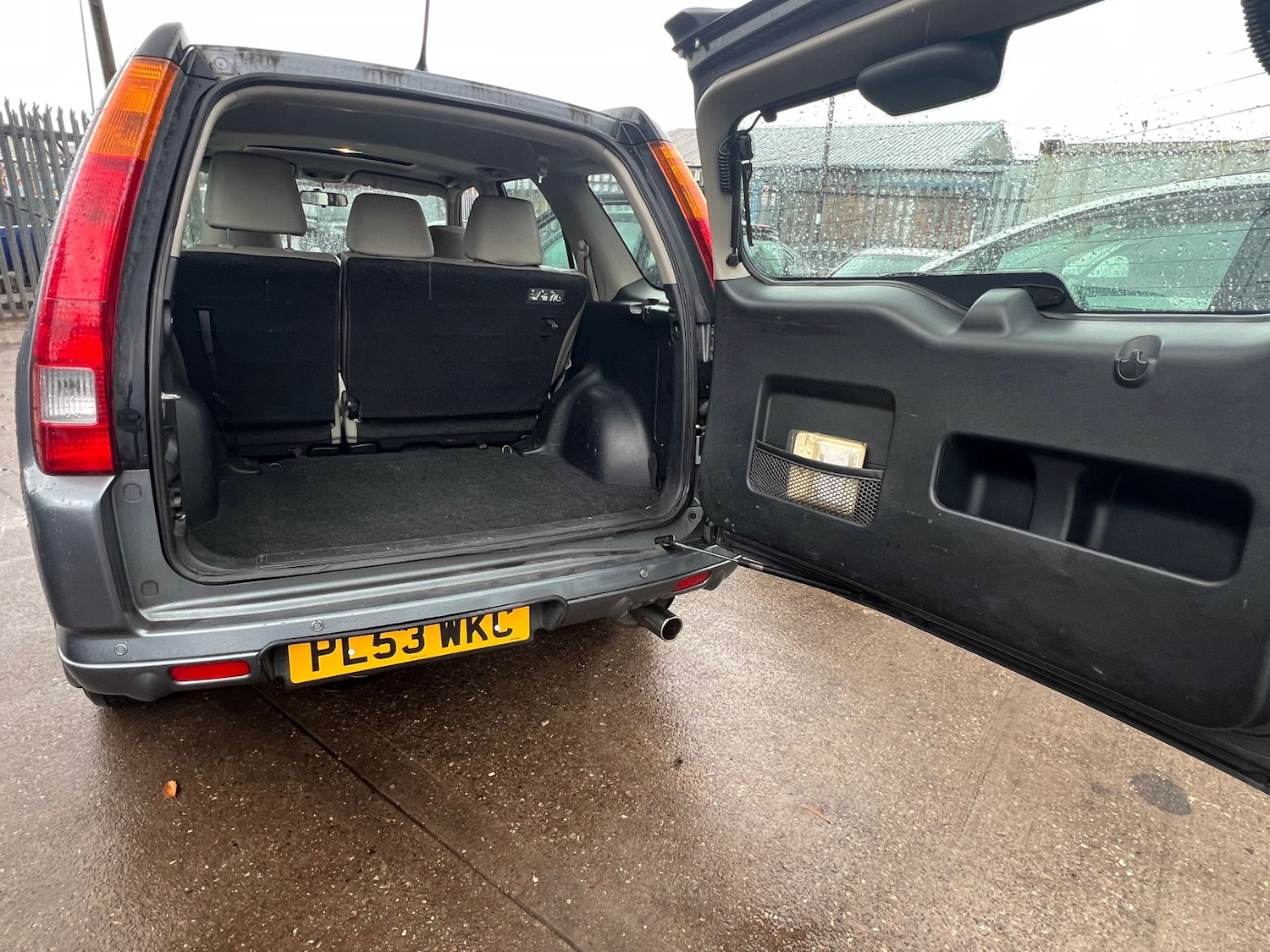 Used Honda CR-V 2004 for sale - 76531455: Photo 9