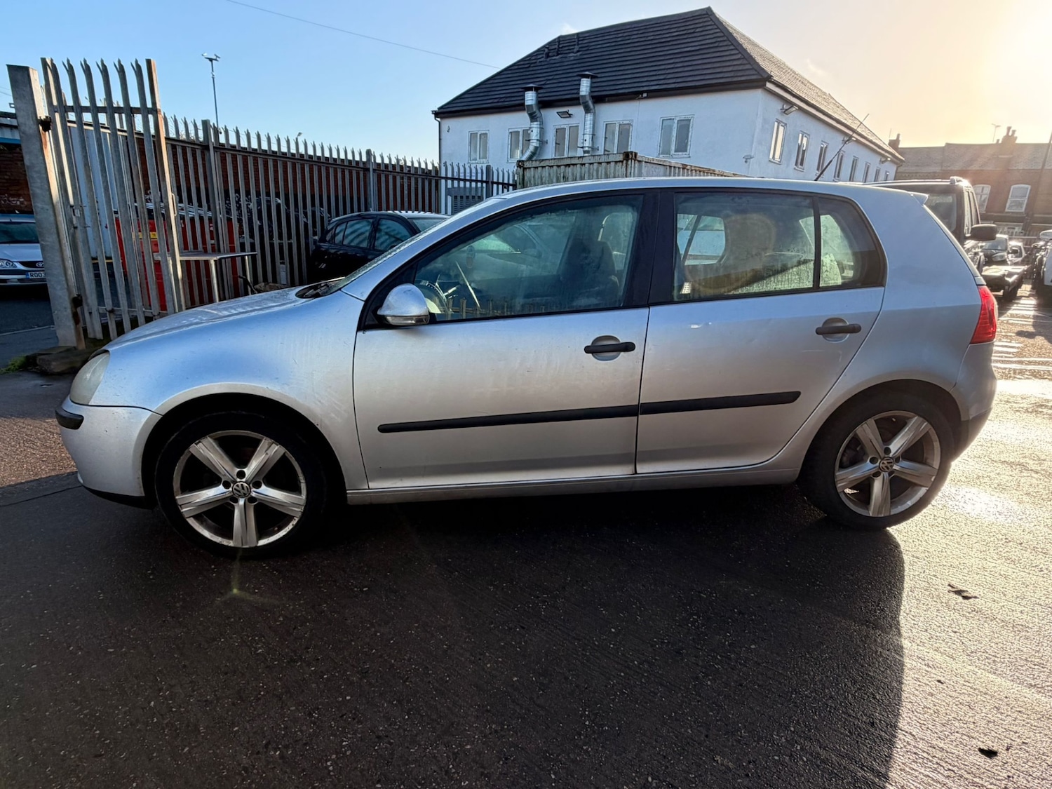 Used Volkswagen Golf 2006 for sale - 77002306: Photo 4