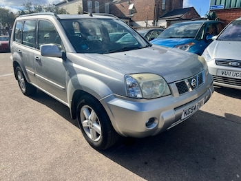 2004 (54) - 2.2 dCi 136 SVE 5dr