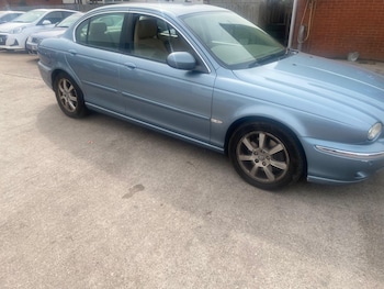 2004 (04) - 2.0 V6 SE 4dr Auto