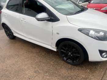 Used Mazda Mazda2 2014 for sale - 74761032: Photo