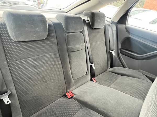 Used Ford Focus 2006 for sale - 75604635: Photo 11