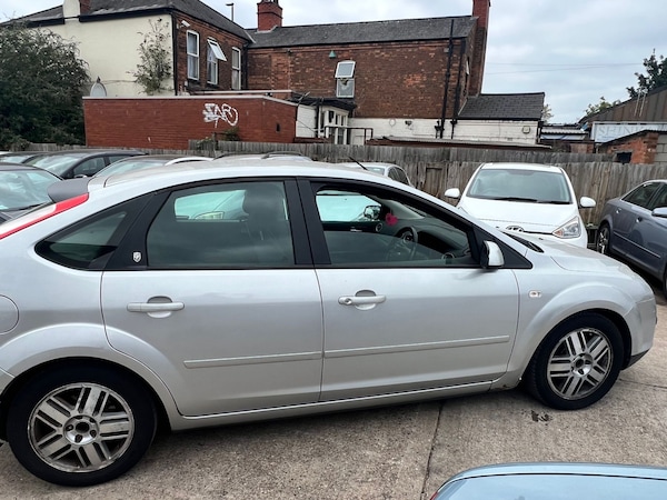 Used Ford Focus 2006 for sale - 75604635: Photo 8