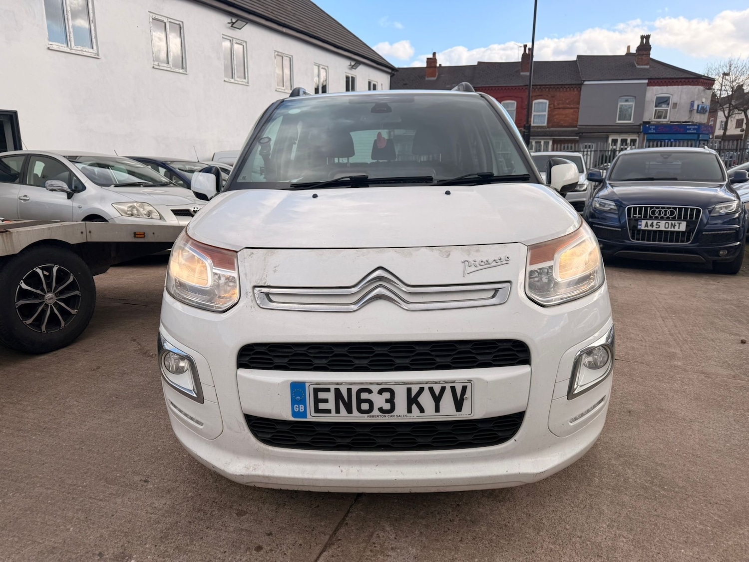 Used Citroen C3 Picasso 2014 for sale - 78070727: Photo 2