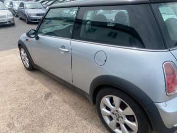 Used MINI Hatch 2005 for sale - 74964836: Photo