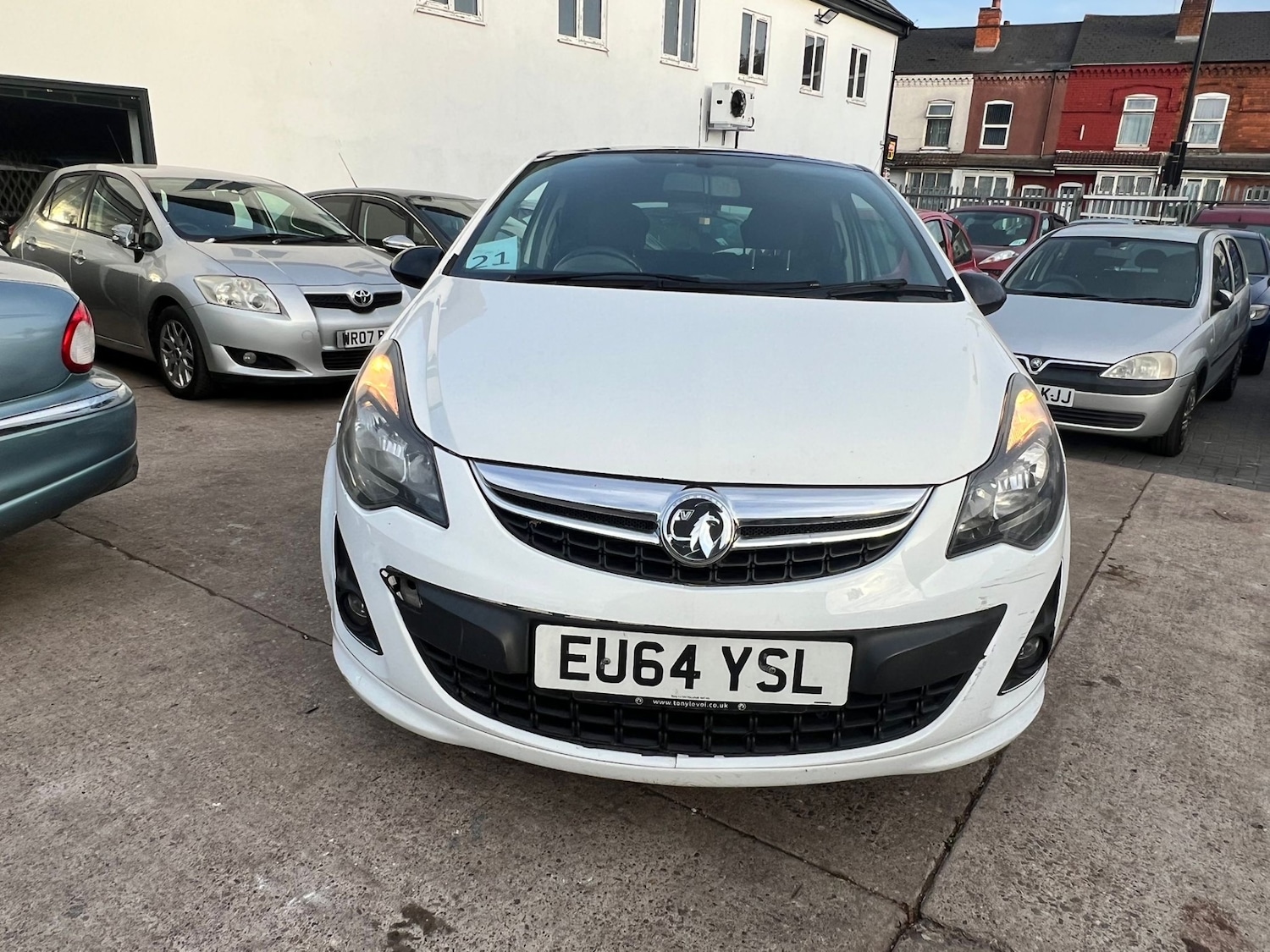 Used Vauxhall Corsa 2014 for sale - 75732149: Photo 2