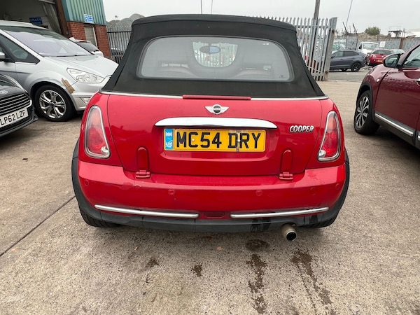 Used MINI Convertible 2004 for sale - 76275056: Photo 3