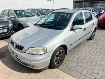 2004 (04) - 1.6i Club 5dr Auto