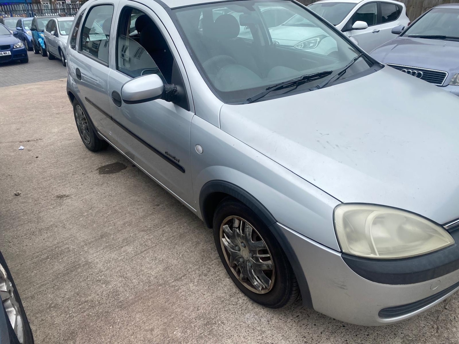 Used Vauxhall Corsa 2002 for sale - 75761942: Photo 1