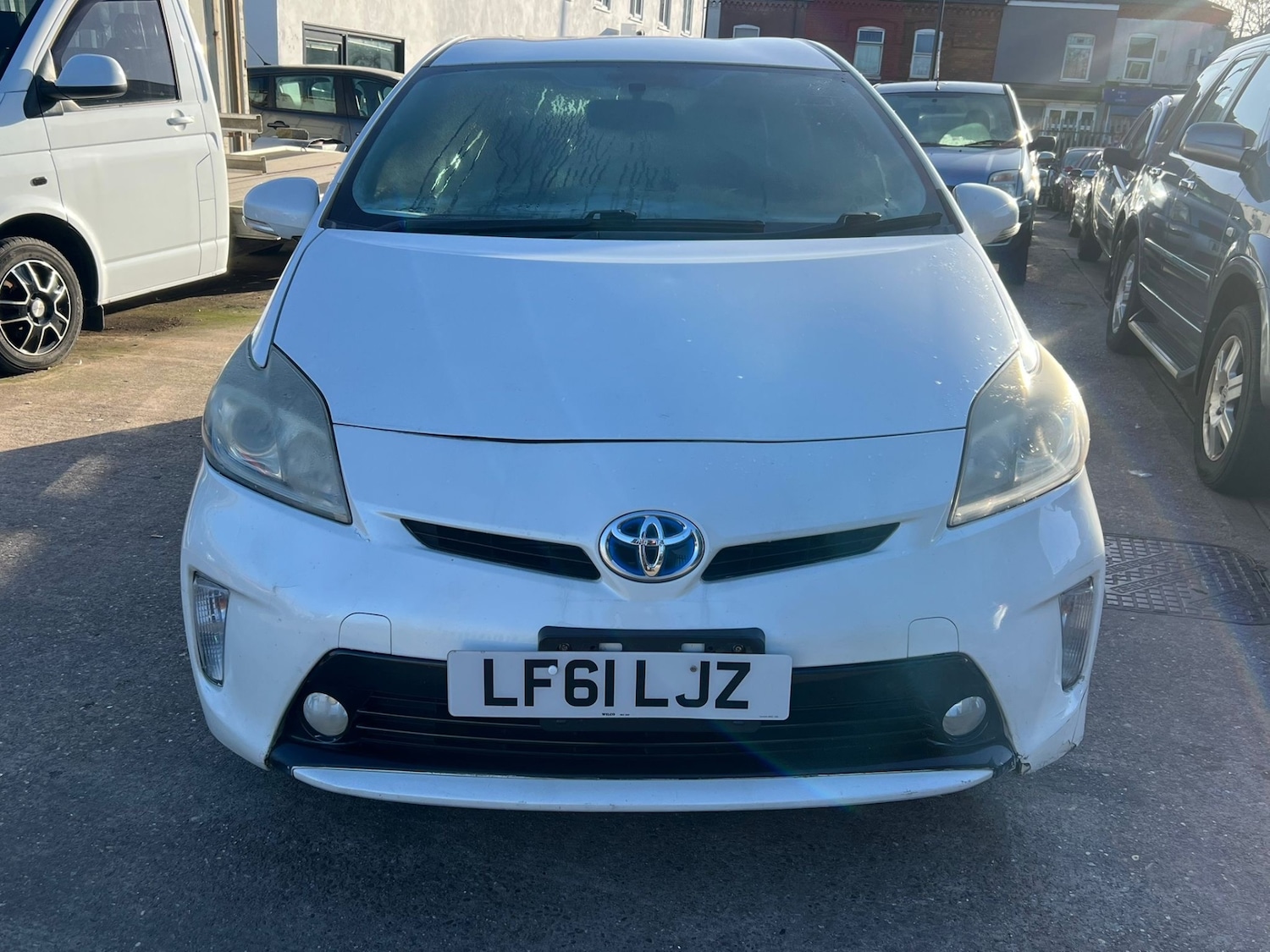 Used Toyota Prius 2016 for sale - 76600010: Photo 2