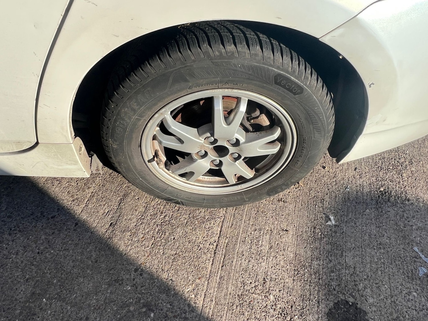 Used Toyota Prius 2016 for sale - 76600010: Photo 8