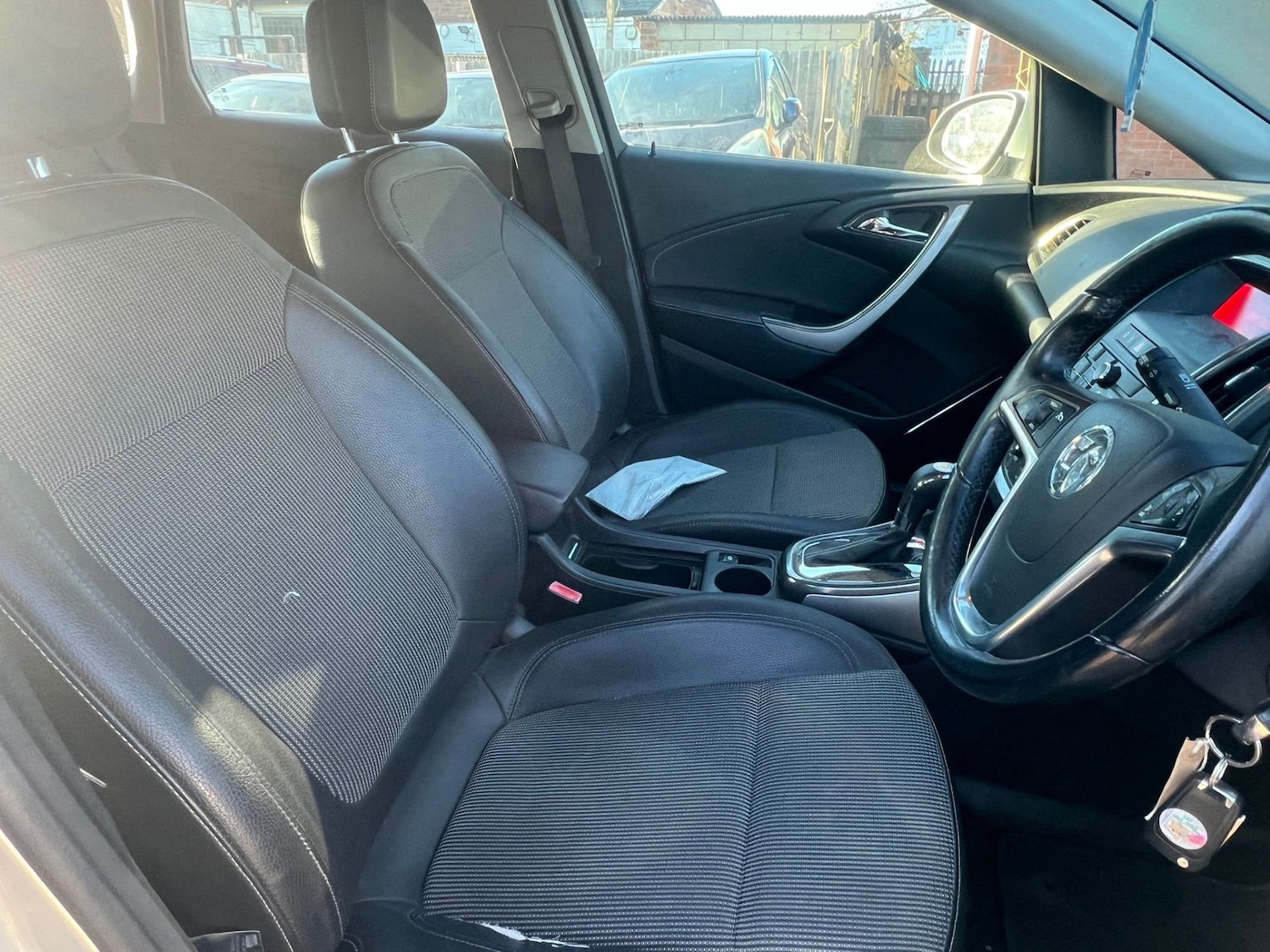 Used Vauxhall Astra 2010 for sale - 76669450: Photo 10