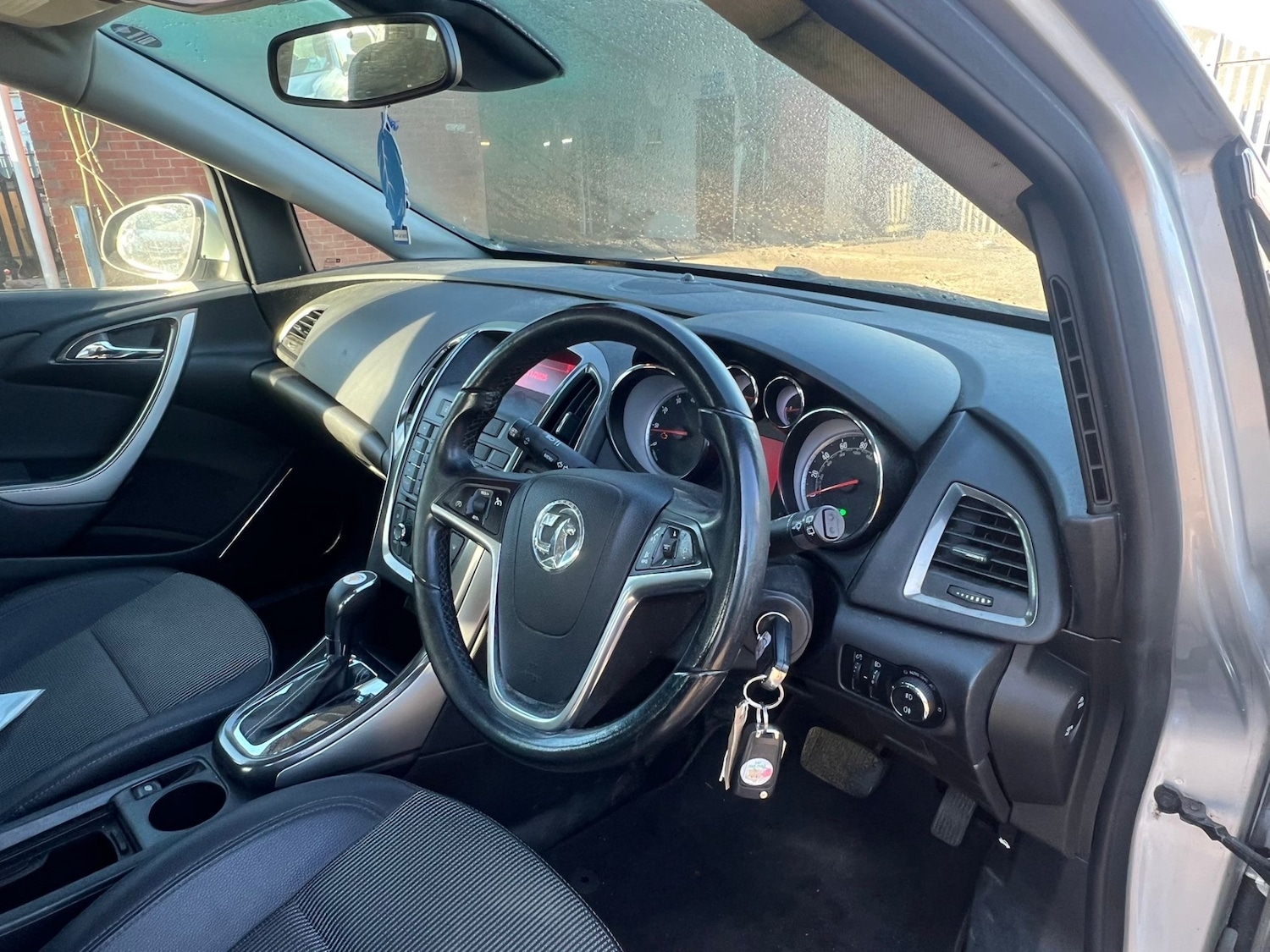 Used Vauxhall Astra 2010 for sale - 76669450: Photo 11