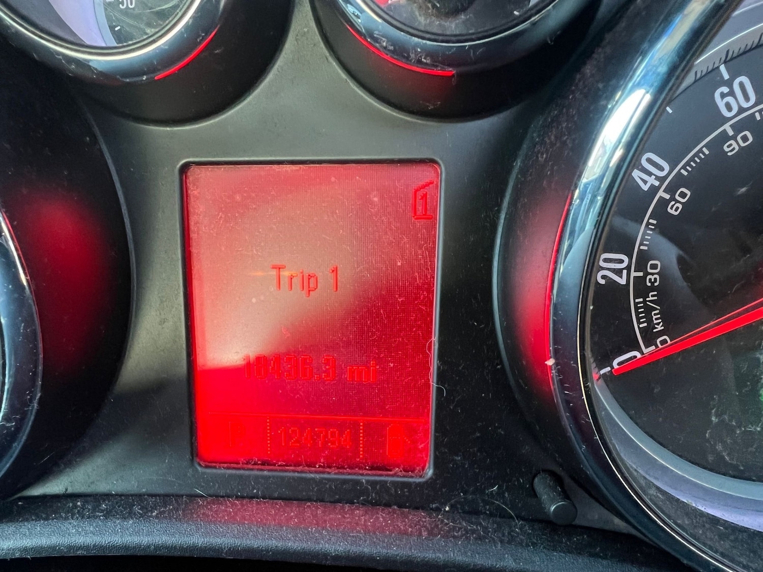 Used Vauxhall Astra 2010 for sale - 76669450: Photo 12