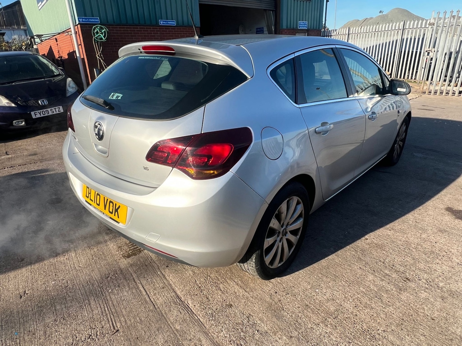 Used Vauxhall Astra 2010 for sale - 76669450: Photo 5