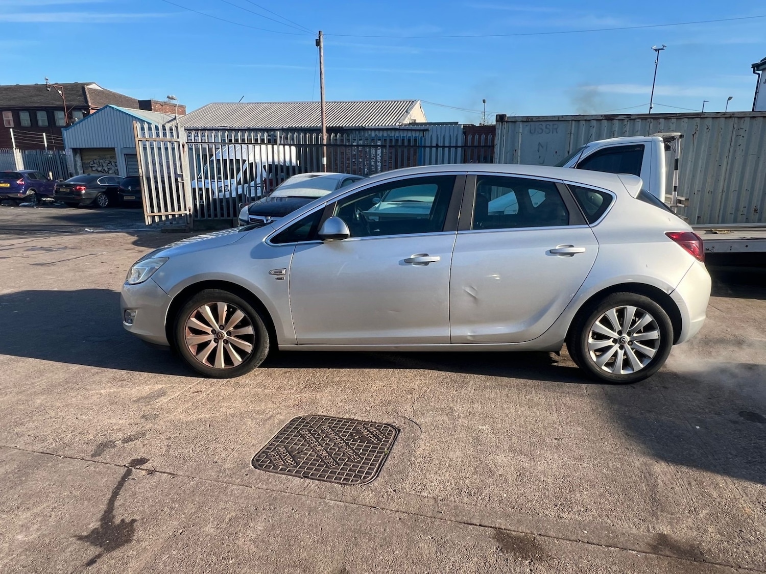 Used Vauxhall Astra 2010 for sale - 76669450: Photo 7